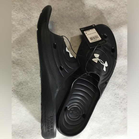 Under Armour Black Men’s Slide Sandals SZ18 - Picture 6 of 7